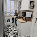 Logement Entier Au 2 Ou 3 Eme Etage Wifi - 2Chambres - Centre Historique Foix Apartment *