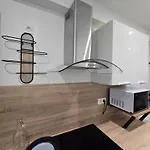 35m2 1er Ou 2eme étage Avec Wifi - 2chambres - Rénové - Hypercentre * Foix