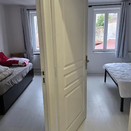 35m2 1chambre Avec Salon Ou 2chambres Petit Salon - Centre Historique 公寓 *