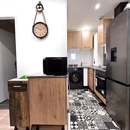 35m2 1chambre Avec Salon Ou 2chambres Petit Salon - Centre Historique