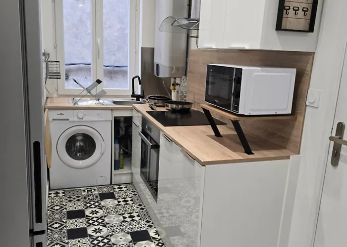 Entier 35m2 Avec Wifi - 2chambres - Renove - Hypercentre شقة *