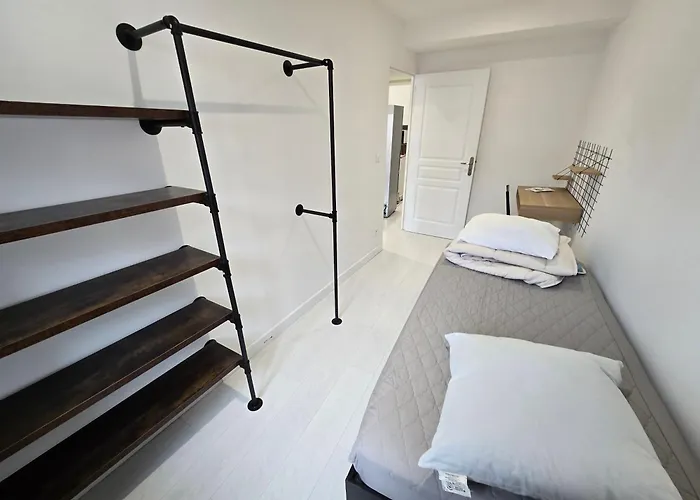 Apartament 35m2 1er Ou 2eme Etage Avec Wifi - 2chambres - Renove - Hypercentre *