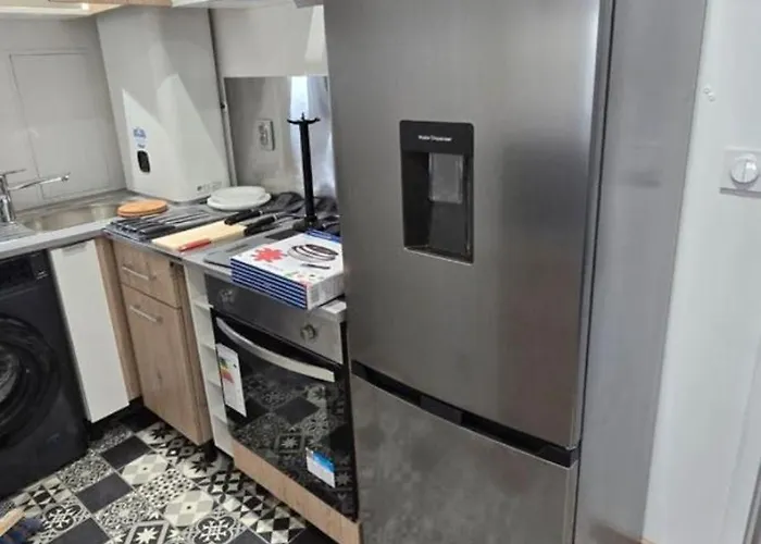 35m2 1er Ou 2eme Etage Avec Wifi - 2chambres - Renove - Hypercentre * Foix